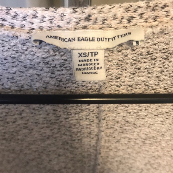 American Eagle Cardigan - Picture 3 of 3